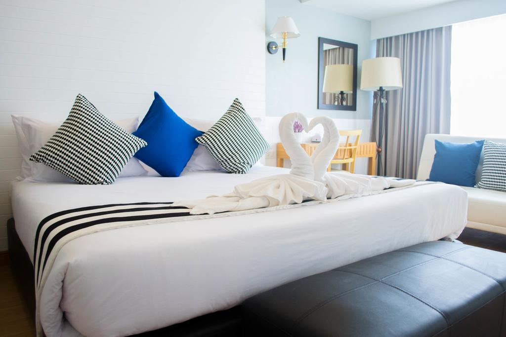 Paradise Hotel Udonthani Exterior photo